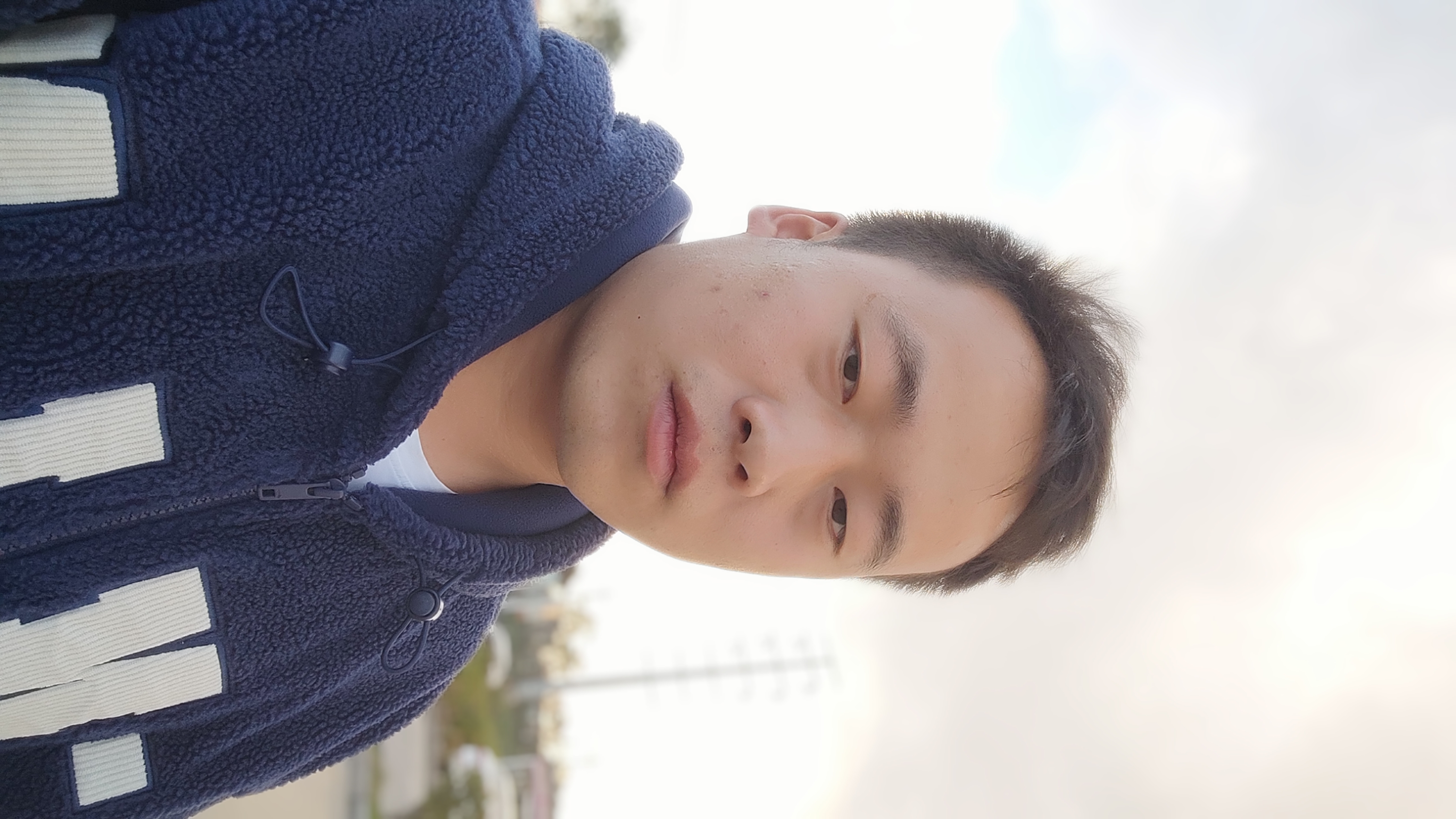 周先生