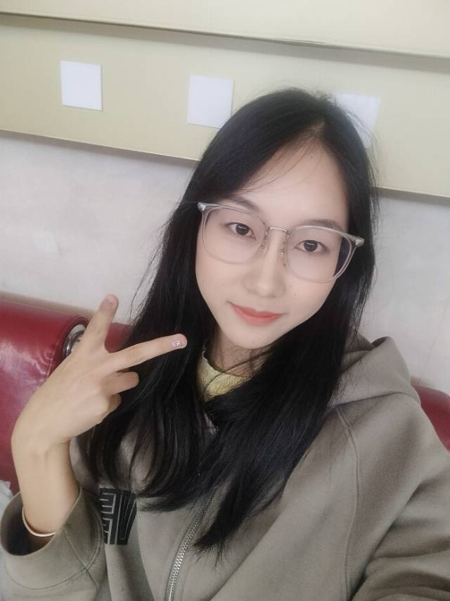 郑女士