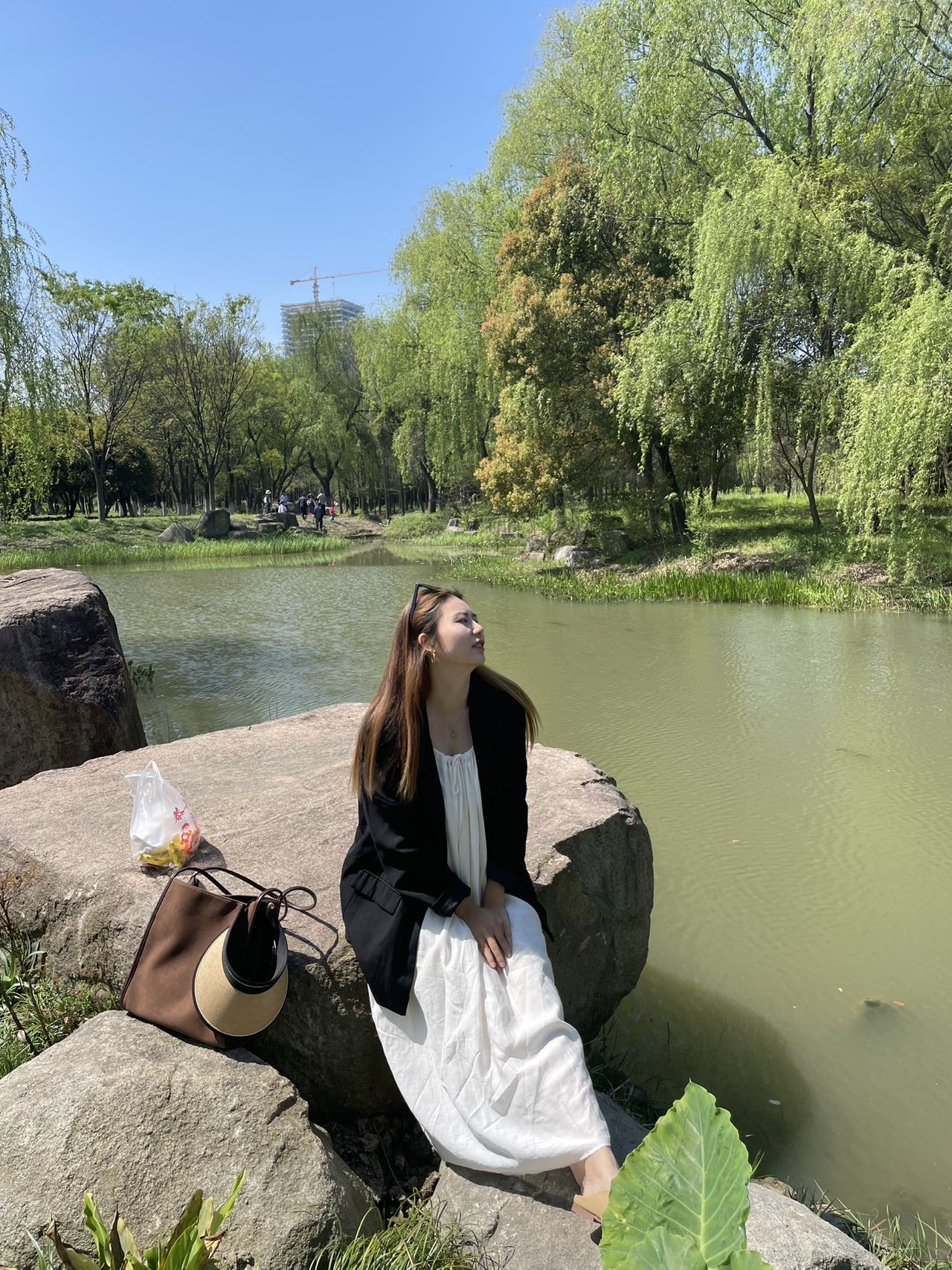 邓女士