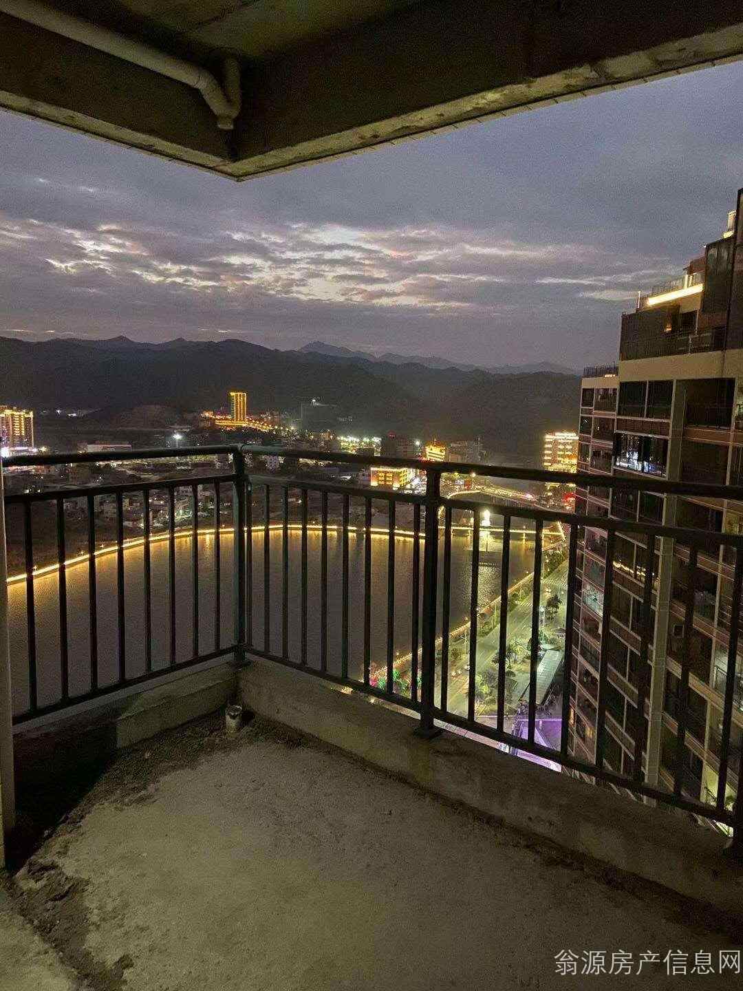 龙湖华府毛坯小户型48.8万 | 翁源房产信息网