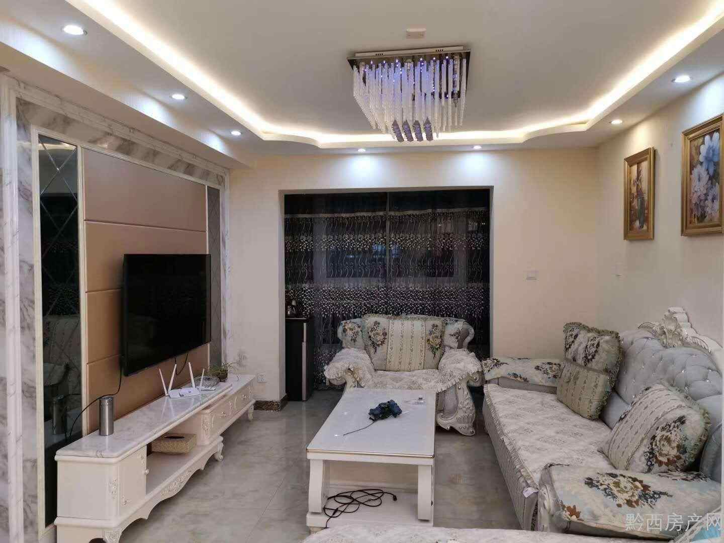 城市映像电梯房,100平米,48.8万