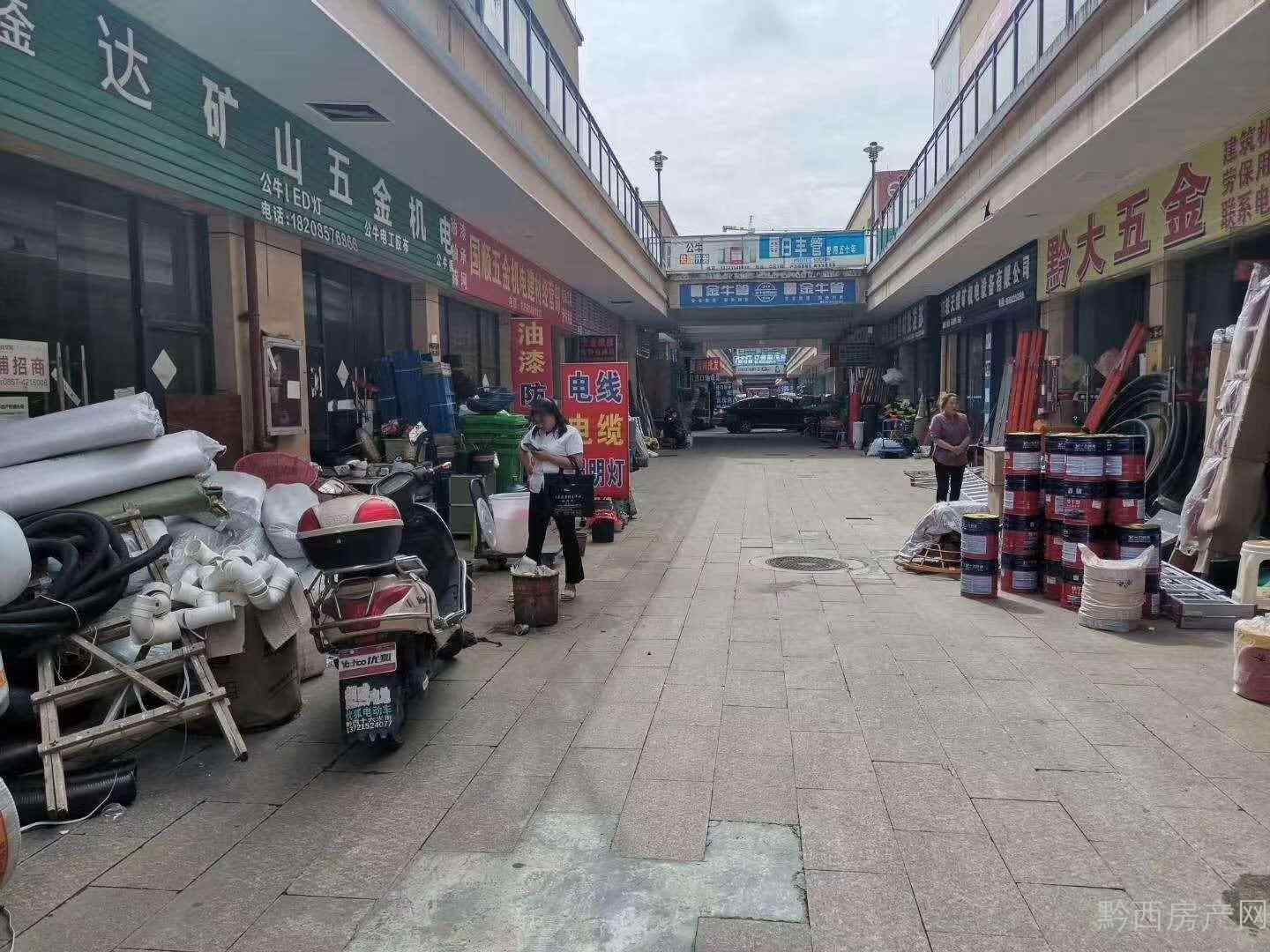 黔西新城区 同心商贸城双门面. 3室1厅1卫/68.0m 2 72.