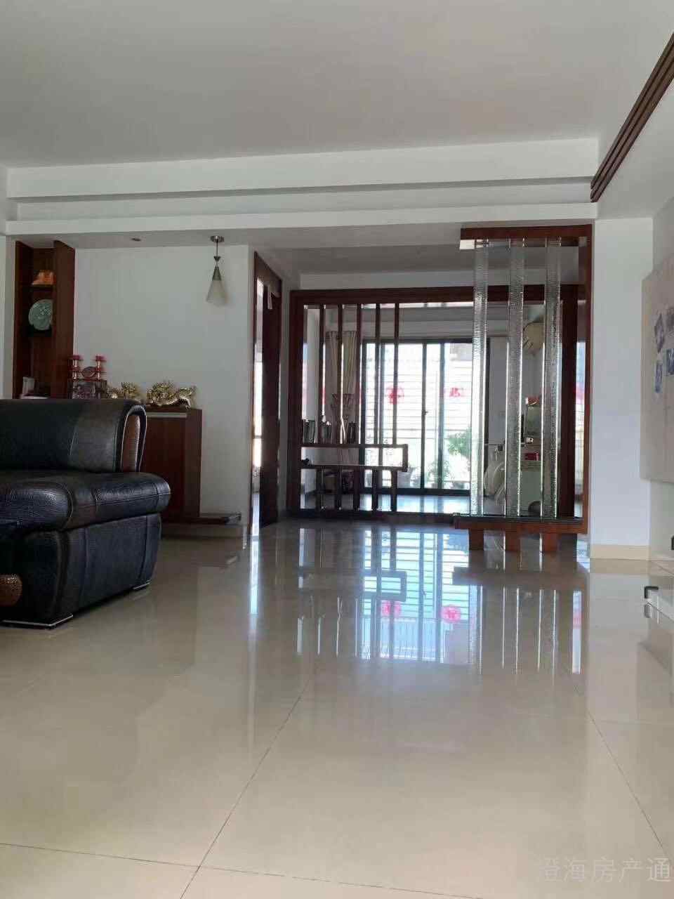 出售宜居华庭153方方开价7800元实验学位装修清点三个阳台名下二