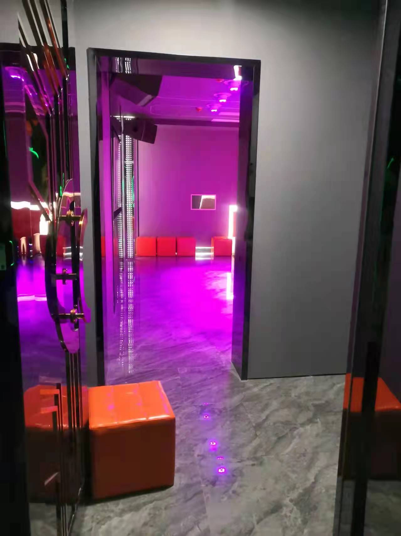 demo
